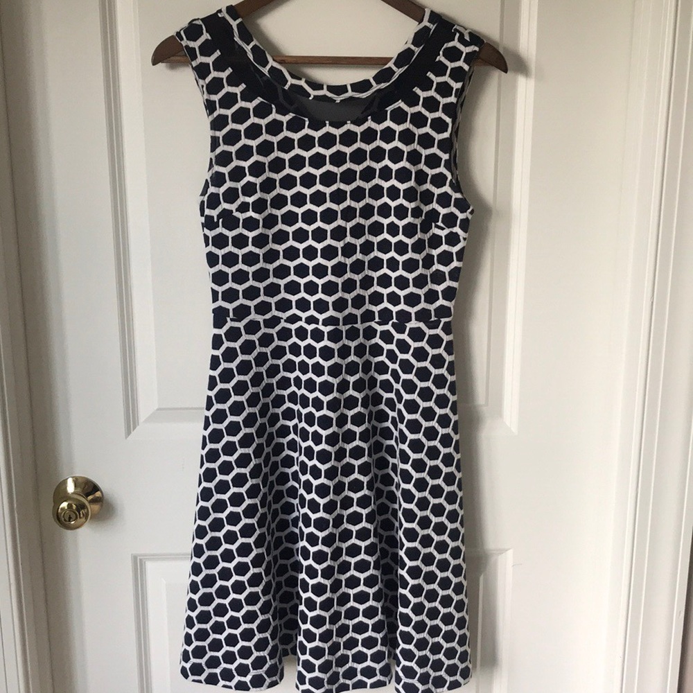 Pixley {Stitch Fix} • Sleeveless Dress • Sz M